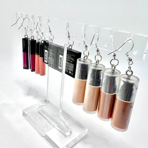 Make Up Earrings - Mini Brands Earrings - Blush Accessories - Foundation - Picture 4 of 14
